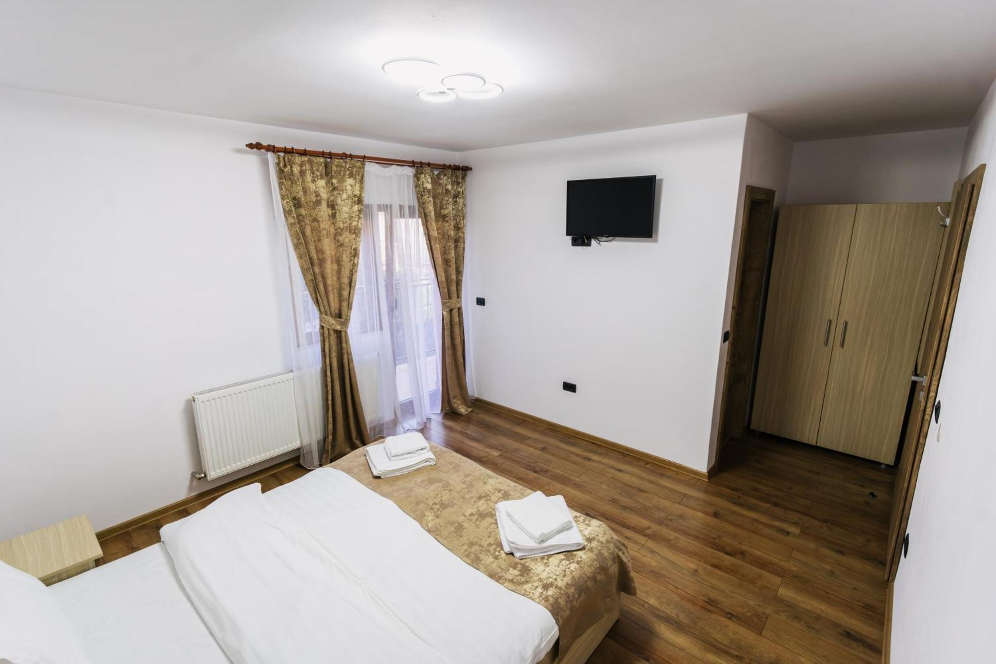 Casa Diana Rasnovヴィラ エクステリア 写真