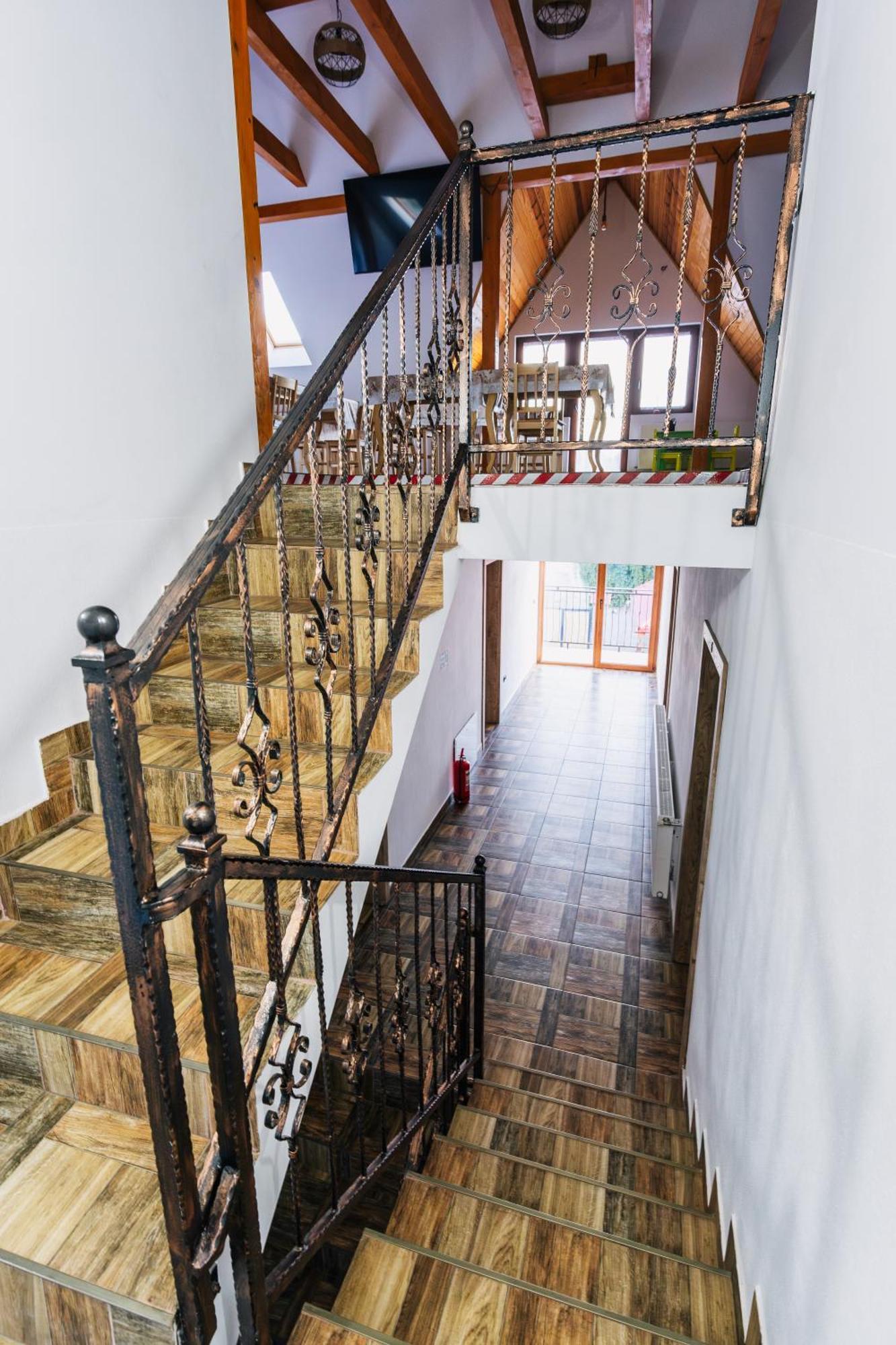 Casa Diana Rasnovヴィラ エクステリア 写真
